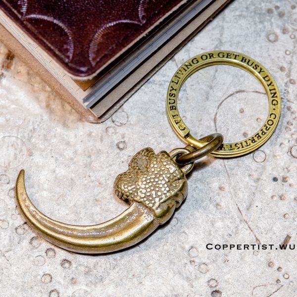 coppertist.wu talons of a falcon, hawk bronze keychain brass key chain gold fashion animal key ring, Silver
coppertist.wu talons of a falcon, hawk bronze keychain brass key chain gold fashion animal key ring, Silver