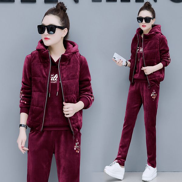 sport women pants suit running fitness training women clothing for sport suits 3 pcs set tracksuits gym sportswear 145, Black;blue
sport women pants suit running fitness training women clothing for sport suits 3 pcs set tracksuits gym sportswear 145, Black;blue