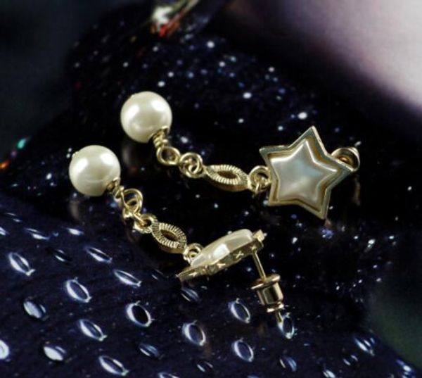 Мода темперамент высокое качество пятиконечная звезда кулон жемчужина женский п
Мода темперамент высокое качество пятиконечная звезда кулон жемчужина женский п