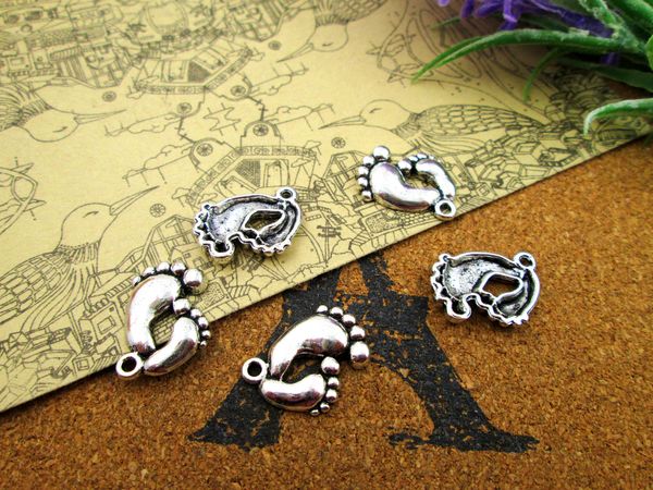 45pcs--16x20mm antique silver so cute mother and child foot ,baby foot pendants charms, Bronze;silver
45pcs--16x20mm antique silver so cute mother and child foot ,baby foot pendants charms, Bronze;silver