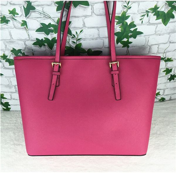 Ms. 2019 high-end leather sleek minimalist exquisite large capacity portable Messenger bag free shipping
Ms. 2019 high-end leather sleek minimalist exquisite large capacity portable Messenger bag free shipping