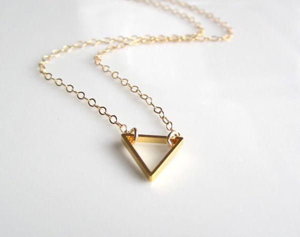 1pc small hollow triangle geometric necklace simple polygon geometry v female male iron lucky woman mother men's family gifts jewelry, Silver
1pc small hollow triangle geometric necklace simple polygon geometry v female male iron lucky woman mother men's family gifts jewelry, Silver
