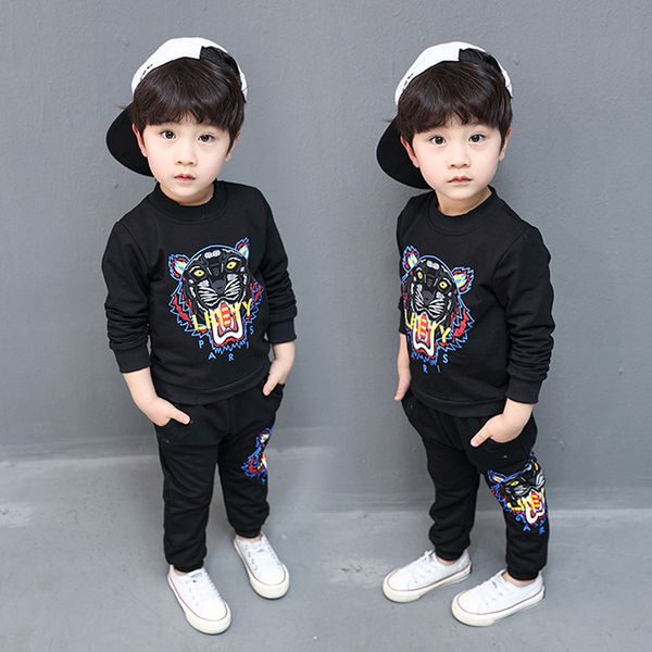 2018 Новый Tiger head дети мальчик повседневная спортивные костюмы младенческой наряды
2018 Новый Tiger head дети мальчик повседневная спортивные костюмы младенческой наряды