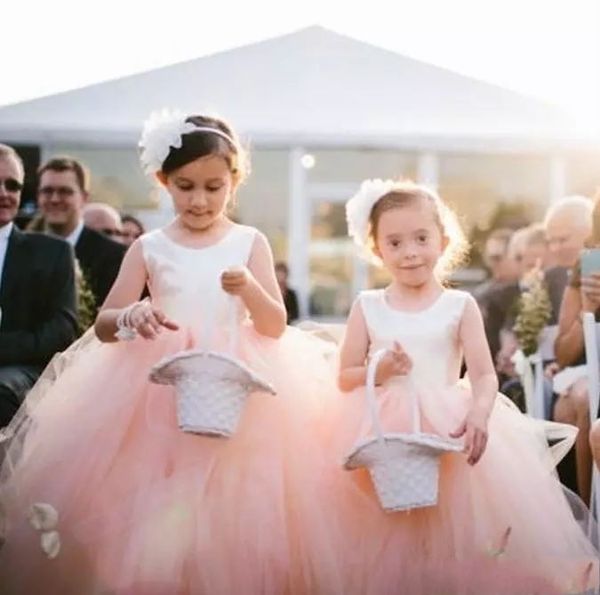 lovely spring summer flower girls dresses tutu skirt back bow jewel ankle length first communion dress puffy kids birthday gowns, White;blue
lovely spring summer flower girls dresses tutu skirt back bow jewel ankle length first communion dress puffy kids birthday gowns, White;blue