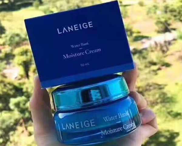 Dropshipping Excellent Quality Laneige Moisturizing Water Bank Gel Cream Mineral Water Day Night Cream 50ml in stock
Dropshipping Excellent Quality Laneige Moisturizing Water Bank Gel Cream Mineral Water Day Night Cream 50ml in stock