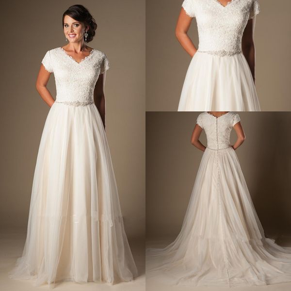 2018 modest champagne v neck short sleeves a-line wedding dresses cap sleeves buttons lace applique tulle bridal wedding gowns custom made, White
2018 modest champagne v neck short sleeves a-line wedding dresses cap sleeves buttons lace applique tulle bridal wedding gowns custom made, White