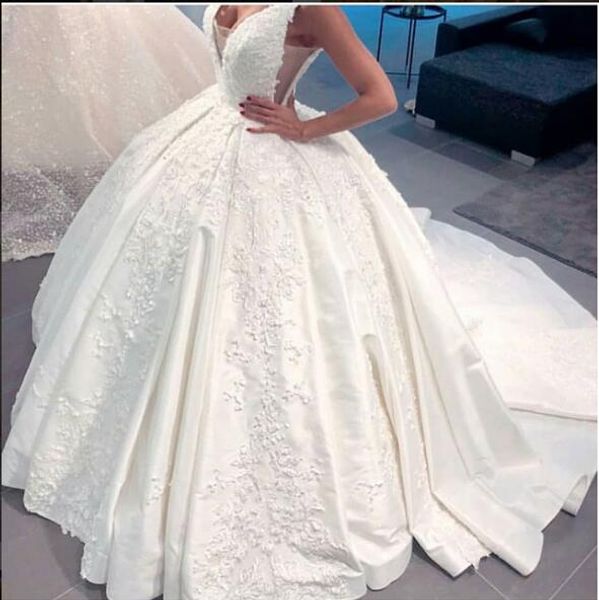 2019 white ball gown v neck wedding guest dresses satin plus size reception backless wedding bridal gowns dresses 
2019 white ball gown v neck wedding guest dresses satin plus size reception backless wedding bridal gowns dresses
