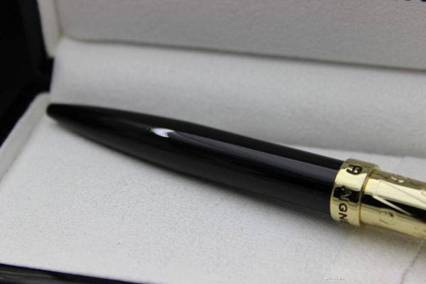 aigner metal gift pen golden clip black down golden up ballpoint pen black wood box, Blue;orange
aigner metal gift pen golden clip black down golden up ballpoint pen black wood box, Blue;orange