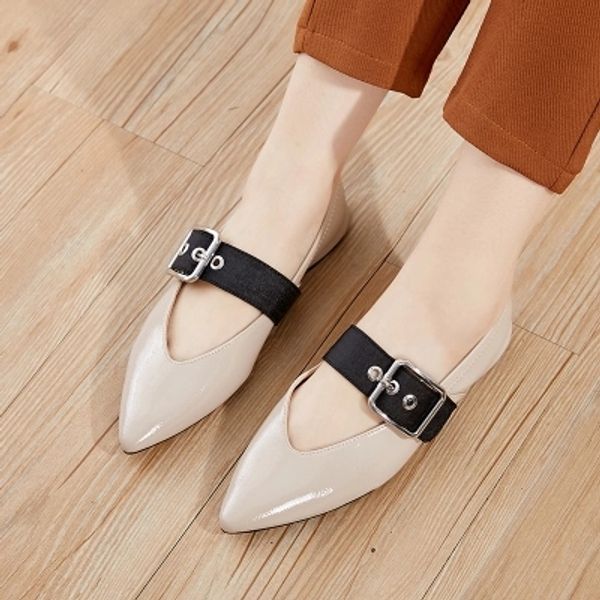 women flat shoes with metal buckle pointed toes leather shoes ballet flats 2018 autumn casual shoes, Black
women flat shoes with metal buckle pointed toes leather shoes ballet flats 2018 autumn casual shoes, Black