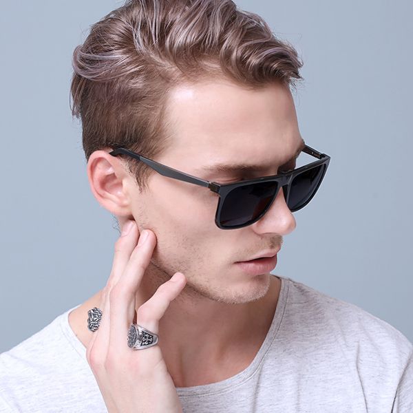 perfe fashion brand designer vintage spring legs tr90 polarized sun glasses handsome cosy sunglasses for men male uv400-proof, White;black 
perfe fashion brand designer vintage spring legs tr90 polarized sun glasses handsome cosy sunglasses for men male uv400-proof, White;black