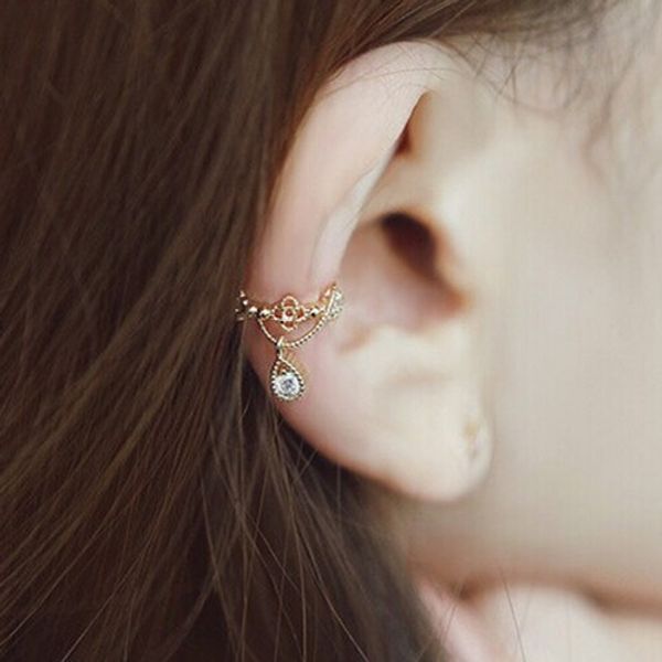new punk fashion ear cuff wrap rhinestone cartilage clip on earring non piercing for women er683, Silver
new punk fashion ear cuff wrap rhinestone cartilage clip on earring non piercing for women er683, Silver