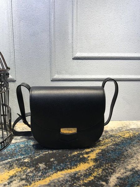 global mail. classic selling lady slant bag. leather lady's single shoulder bag. leisure and antique style
global mail. classic selling lady slant bag. leather lady's single shoulder bag. leisure and antique style