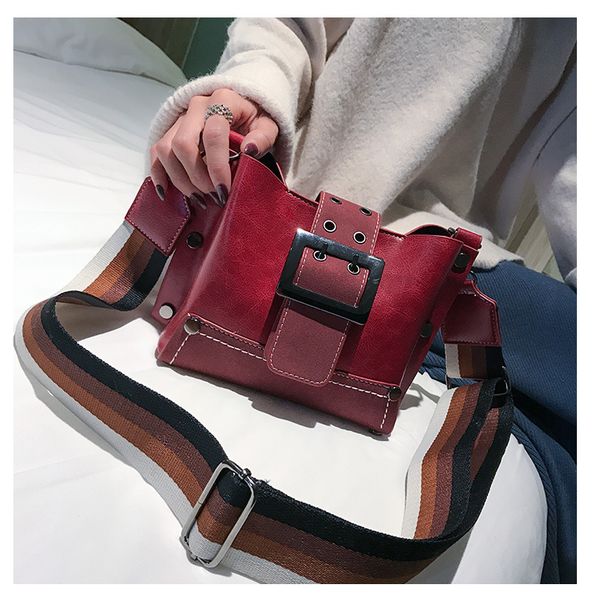 hasp bags women shoulder messenger bags fashion drawstring designer ostrich handbags female handbags famous brands kanuo/10
hasp bags women shoulder messenger bags fashion drawstring designer ostrich handbags female handbags famous brands kanuo/10