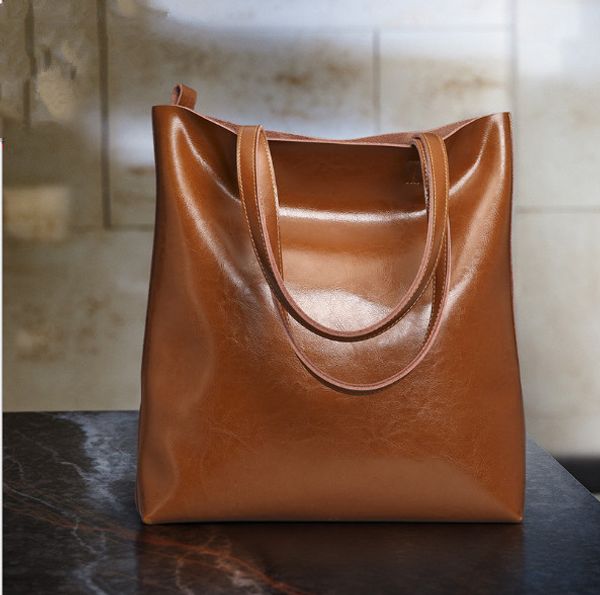 new women's cowhide handbag fashion ladies bag simple tote bag large-capacity shoulder fashion shopping
new women's cowhide handbag fashion ladies bag simple tote bag large-capacity shoulder fashion shopping