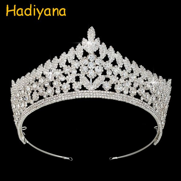 hadiyana fine cz zircon copper crowns sparkling luxury women wedding bridal crown for princess charm jewelry tiaras gift bc3844, Golden;white
hadiyana fine cz zircon copper crowns sparkling luxury women wedding bridal crown for princess charm jewelry tiaras gift bc3844, Golden;white