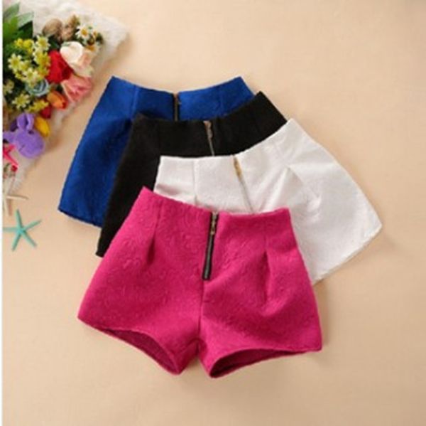 2018 new spring/summer designer women shorts dobby straight casual short pants black/white/blue/red ship, White;black
2018 new spring/summer designer women shorts dobby straight casual short pants black/white/blue/red ship, White;black