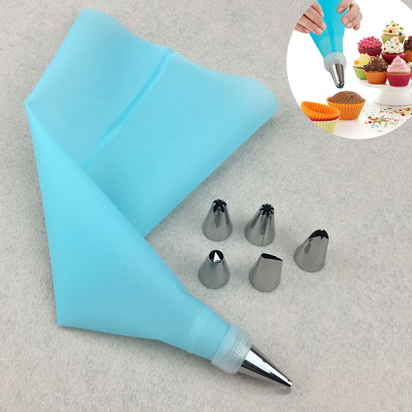 8pcs set silicone icing piping cream pastry bag with 6pcs stainless steel nozzle sets cake diy decorating baking tool bakeware
8pcs set silicone icing piping cream pastry bag with 6pcs stainless steel nozzle sets cake diy decorating baking tool bakeware
