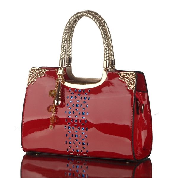 лакированная кожа полые корейский моды сумки плечо перекинул
лакированная кожа полые корейский моды сумки плечо перекинул