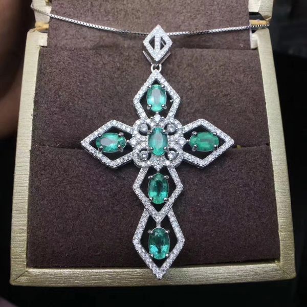 natural emerald cross pendant necklaces natural gemstone pendant s925 silver elegant personality women party luck fine jewelery
natural emerald cross pendant necklaces natural gemstone pendant s925 silver elegant personality women party luck fine jewelery