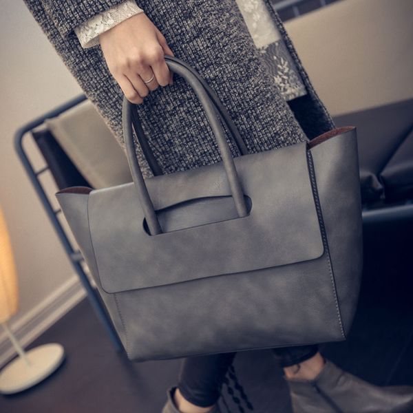 2018 new design women fashion shoulder bags retro holographic handbag female simple luxury totes promotion d18102407
2018 new design women fashion shoulder bags retro holographic handbag female simple luxury totes promotion d18102407