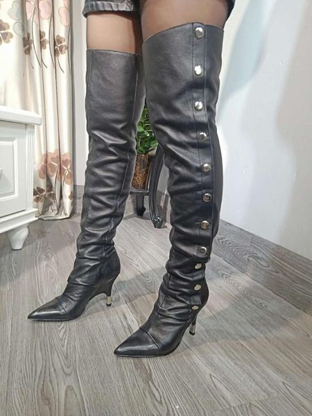 2018 european american autumn winter genuine leather pointed toe thin heel over the knee boots metal button slim model boot, Black
2018 european american autumn winter genuine leather pointed toe thin heel over the knee boots metal button slim model boot, Black
