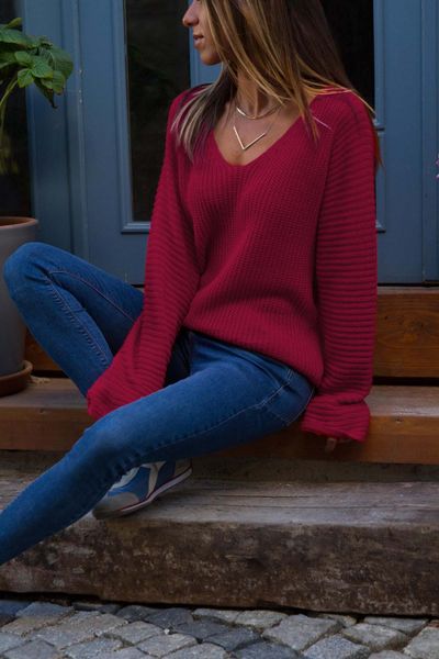 women's clothing knit sweaters shirts v-neck loose long-sleeved comfortable pullover, White;black
women's clothing knit sweaters shirts v-neck loose long-sleeved comfortable pullover, White;black