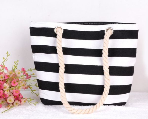 2018. casual fashion bag. geometric figures. woman bag. handbag of ladies' canvas. big. mom's shopping bag. bags. shoulder bags.to
2018. casual fashion bag. geometric figures. woman bag. handbag of ladies' canvas. big. mom's shopping bag. bags. shoulder bags.to