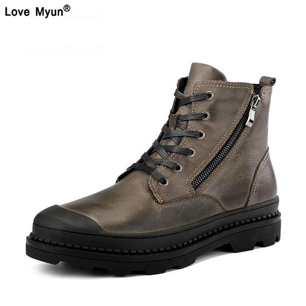 vintage style men boots natural leather autumn and winter shoes water proof work&safety shoes men quality ankle boots868, Black
vintage style men boots natural leather autumn and winter shoes water proof work&safety shoes men quality ankle boots868, Black