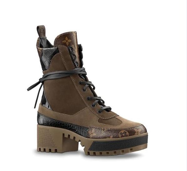 Laureate Platform Desert Boot 1A41Qd 1A43Lp Black Heart Boots Overcloud Platform Desert Boot Luxury Brand Martin Boots 0L0V016 Бесплатная доставка
Laureate Platform Desert Boot 1A41Qd 1A43Lp Black Heart Boots Overcloud Platform Desert Boot Luxury Brand Martin Boots 0L0V016 Бесплатная доставка