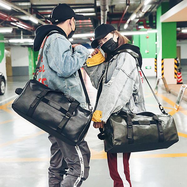 Brand Designer Unisex Duffel Bags 2018 New Outdoor Sport Bag High Quality PU Soft Leatherr Outdoor Packs Men Women Luggage Travel Bag
Brand Designer Unisex Duffel Bags 2018 New Outdoor Sport Bag High Quality PU Soft Leatherr Outdoor Packs Men Women Luggage Travel Bag