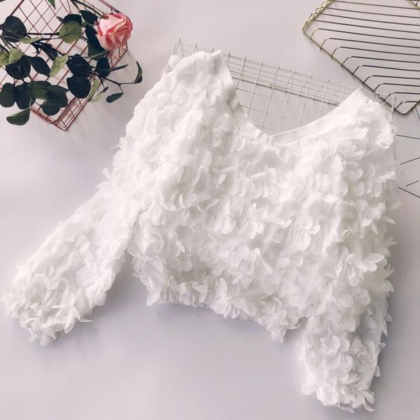 2018 new fashion women's blouse shirt autumn elegant solid flower v-neck long-sleeved slim chiffon shirt, White
2018 new fashion women's blouse shirt autumn elegant solid flower v-neck long-sleeved slim chiffon shirt, White
