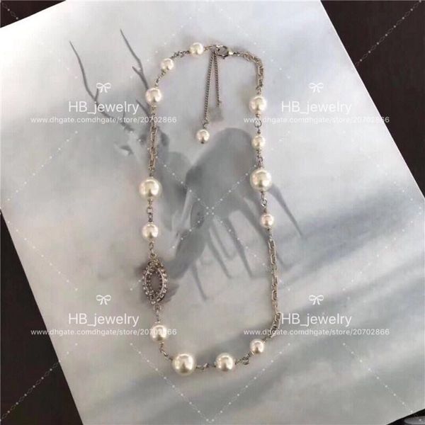 popular fashion square diamond pearl choker/bracelet two effects for lady design women party wedding luxury jewelry for bride with box, Golden;silver
popular fashion square diamond pearl choker/bracelet two effects for lady design women party wedding luxury jewelry for bride with box, Golden;silver