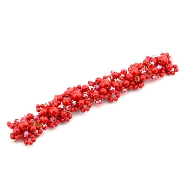 brides wear wedding headwear, handmade bride beads and red crystal hair rings, Slivery;golden
brides wear wedding headwear, handmade bride beads and red crystal hair rings, Slivery;golden