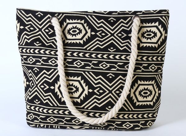 2018. casual fashion bag. geometric figures. woman bag. handbag of ladies' canvas. big. mom's shopping bag. bags. shoulder bags.to
2018. casual fashion bag. geometric figures. woman bag. handbag of ladies' canvas. big. mom's shopping bag. bags. shoulder bags.to