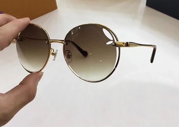 women vintage retro round sunglasses gold pink brown shaded oversizded sunglasses new with box numl1221-25, White;black
women vintage retro round sunglasses gold pink brown shaded oversizded sunglasses new with box numl1221-25, White;black