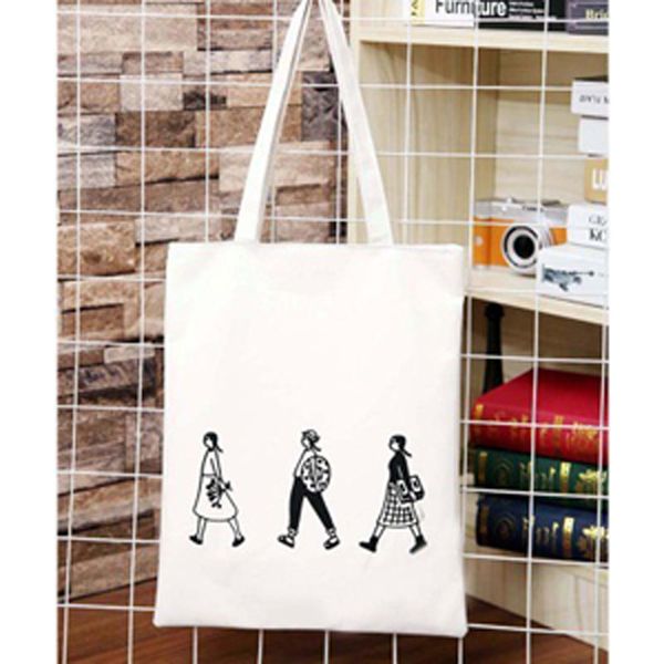 fashion canvas handbags shoulder bag basket simple shopping bag ladies bag white printing green large-capacity vegetable pocket 
fashion canvas handbags shoulder bag basket simple shopping bag ladies bag white printing green large-capacity vegetable pocket