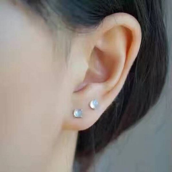 fidelity natural 4mm moonstone stud earrings s925 sterling silver exquisite simple round fine jewelry for women blue gemstone, Golden;silver
fidelity natural 4mm moonstone stud earrings s925 sterling silver exquisite simple round fine jewelry for women blue gemstone, Golden;silver