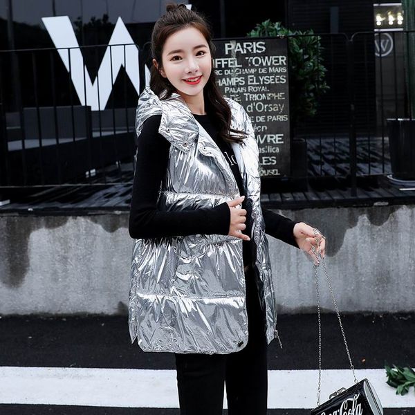 2018 new brand women sleeveless metal silver coat winter down cotton padded female slim vest women's windproof warm waistcoat, Black;white
2018 new brand women sleeveless metal silver coat winter down cotton padded female slim vest women's windproof warm waistcoat, Black;white
