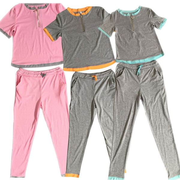 Casual New Women Summer Sexy Fashion Casual Short Sleeves Tracksuits Zip Up Sportswear Suits Female Hot Fashion O-Neck
Casual New Women Summer Sexy Fashion Casual Short Sleeves Tracksuits Zip Up Sportswear Suits Female Hot Fashion O-Neck