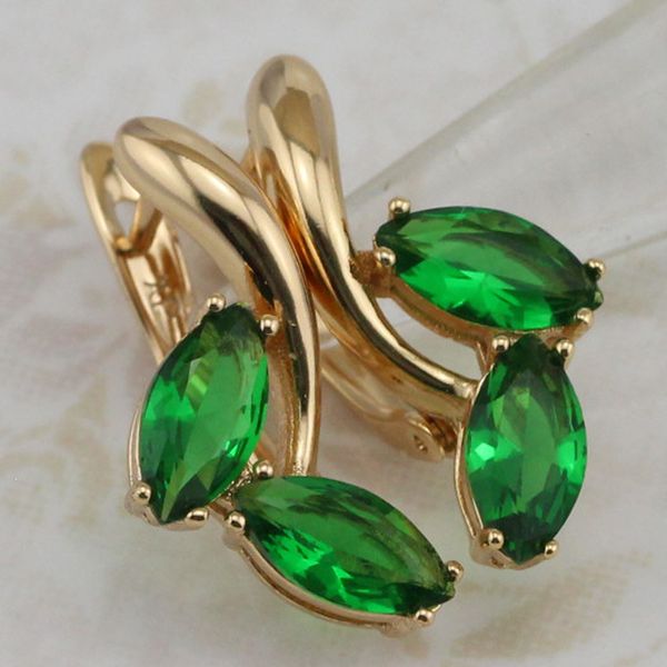simple elegant nice green cz gems hoop earrings yellow golden plated jewelry gift for women eb541b, Golden;silver
simple elegant nice green cz gems hoop earrings yellow golden plated jewelry gift for women eb541b, Golden;silver