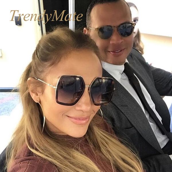 крупногабаритные квадратные солнцезащитные очки женщины мужчины ретро вс очки женский зеленый красный óculos 1227t, White;black
крупногабаритные квадратные солнцезащитные очки женщины мужчины ретро вс очки женский зеленый красный óculos 1227t, White;black