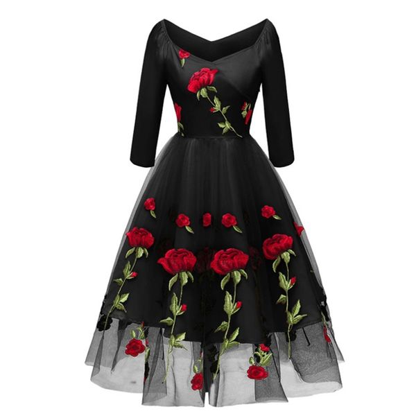 luxury rose embroidery princess dress summer women ball gown wedding party dresses female v-neck robe femme vestido 2018, White;black 
luxury rose embroidery princess dress summer women ball gown wedding party dresses female v-neck robe femme vestido 2018, White;black
