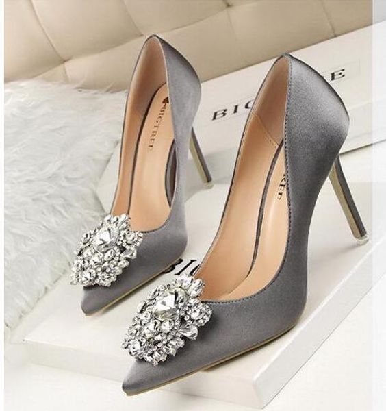 beautiful lady dress shoes rhinestone design women pointed toe thin high heels satin party festival wedding shoes women pumps, Black
beautiful lady dress shoes rhinestone design women pointed toe thin high heels satin party festival wedding shoes women pumps, Black