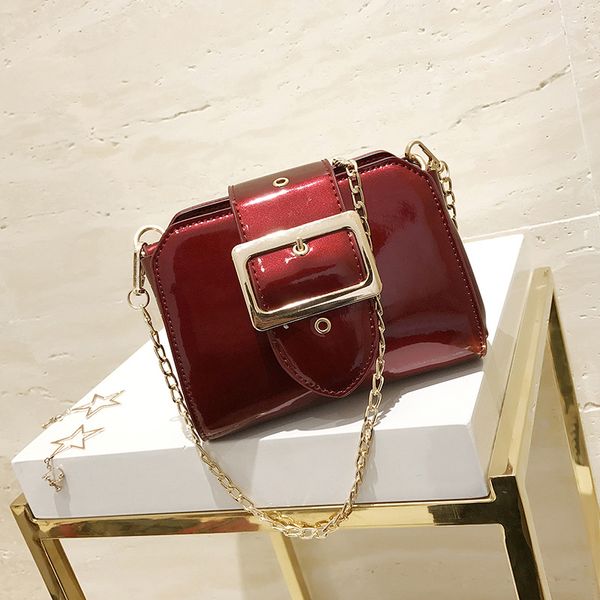 2018 New Summer Vintage PU Leather Women Shoulder Bags Patent Leather Women Bag Brand Designer Luxury Handbags
2018 New Summer Vintage PU Leather Women Shoulder Bags Patent Leather Women Bag Brand Designer Luxury Handbags