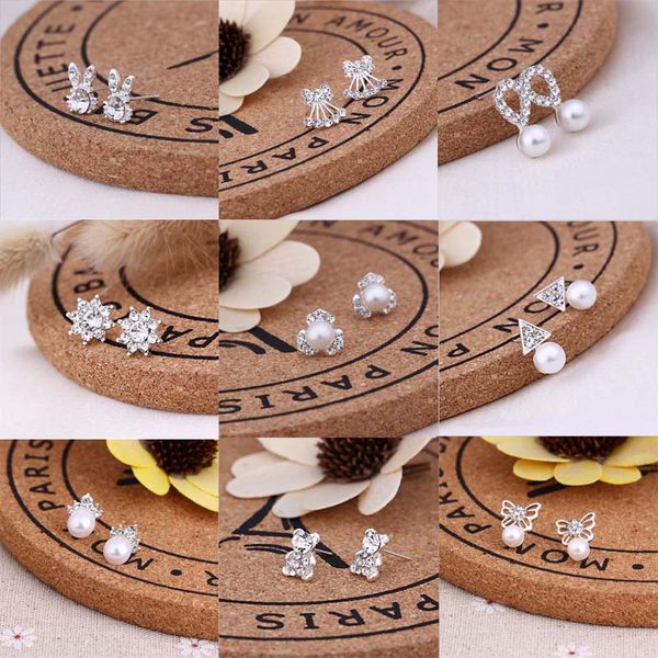 100pairs/set silver charm color flower hollow stud earring vintage crystal simulated pearl earrings set for women wedding jewelry, Golden
100pairs/set silver charm color flower hollow stud earring vintage crystal simulated pearl earrings set for women wedding jewelry, Golden