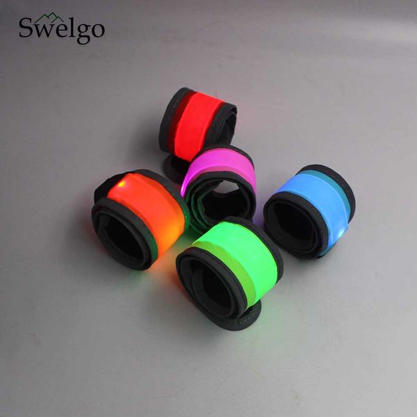 riding bike bicycle light glowing band portable wristband outdoor sports night running light safety jogging led arm leg warning
riding bike bicycle light glowing band portable wristband outdoor sports night running light safety jogging led arm leg warning