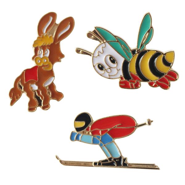 cute cartoon bee skiing horse funny cool enamel jean brooches pins button bag clothes badge fashion jewelry women gift, Gray
cute cartoon bee skiing horse funny cool enamel jean brooches pins button bag clothes badge fashion jewelry women gift, Gray