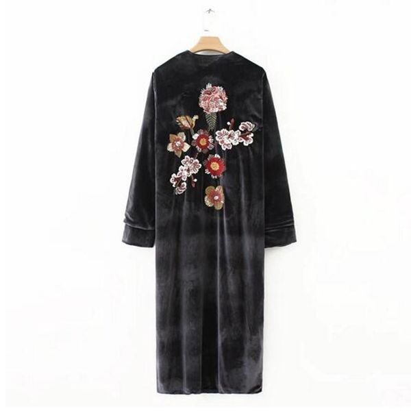 stylish back beading embroidery flower velvet kimono sleeping style trench new women v neck mid long windbreaker coat outerwear, Tan;black
stylish back beading embroidery flower velvet kimono sleeping style trench new women v neck mid long windbreaker coat outerwear, Tan;black