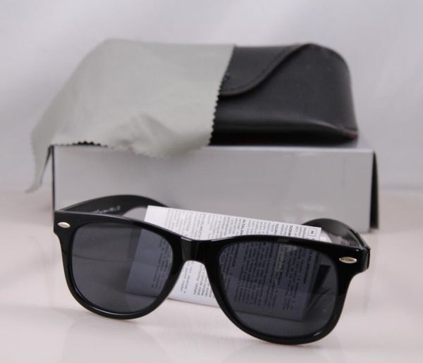 new designer fashion men and women sunglasses uv400 protection sport vintage sun glasses retro eyewear with box and cases, White;black
new designer fashion men and women sunglasses uv400 protection sport vintage sun glasses retro eyewear with box and cases, White;black