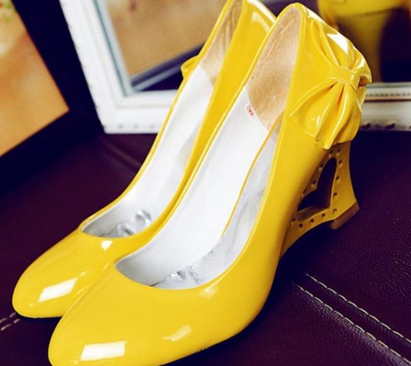 send 2018 new style shallow mouth round head slope heel high heel bowknot women's shoes, Black
send 2018 new style shallow mouth round head slope heel high heel bowknot women's shoes, Black